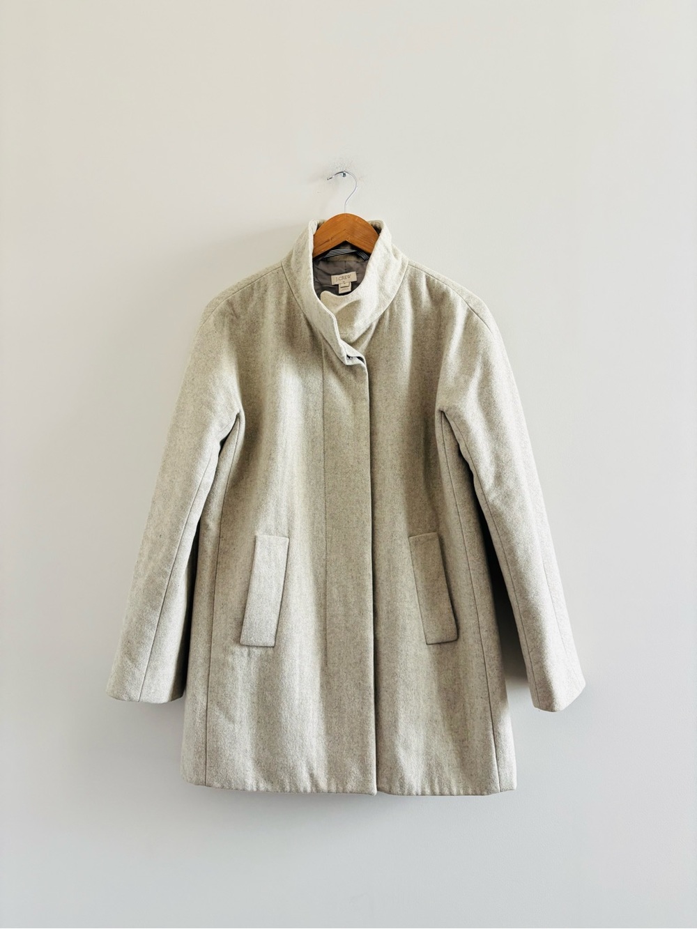 J. Crew Coat Wool Blend Beige Pockets Womens 6 Preppy Retro Minimalist